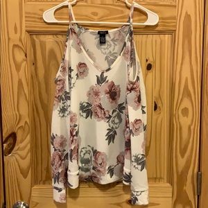 Floral top